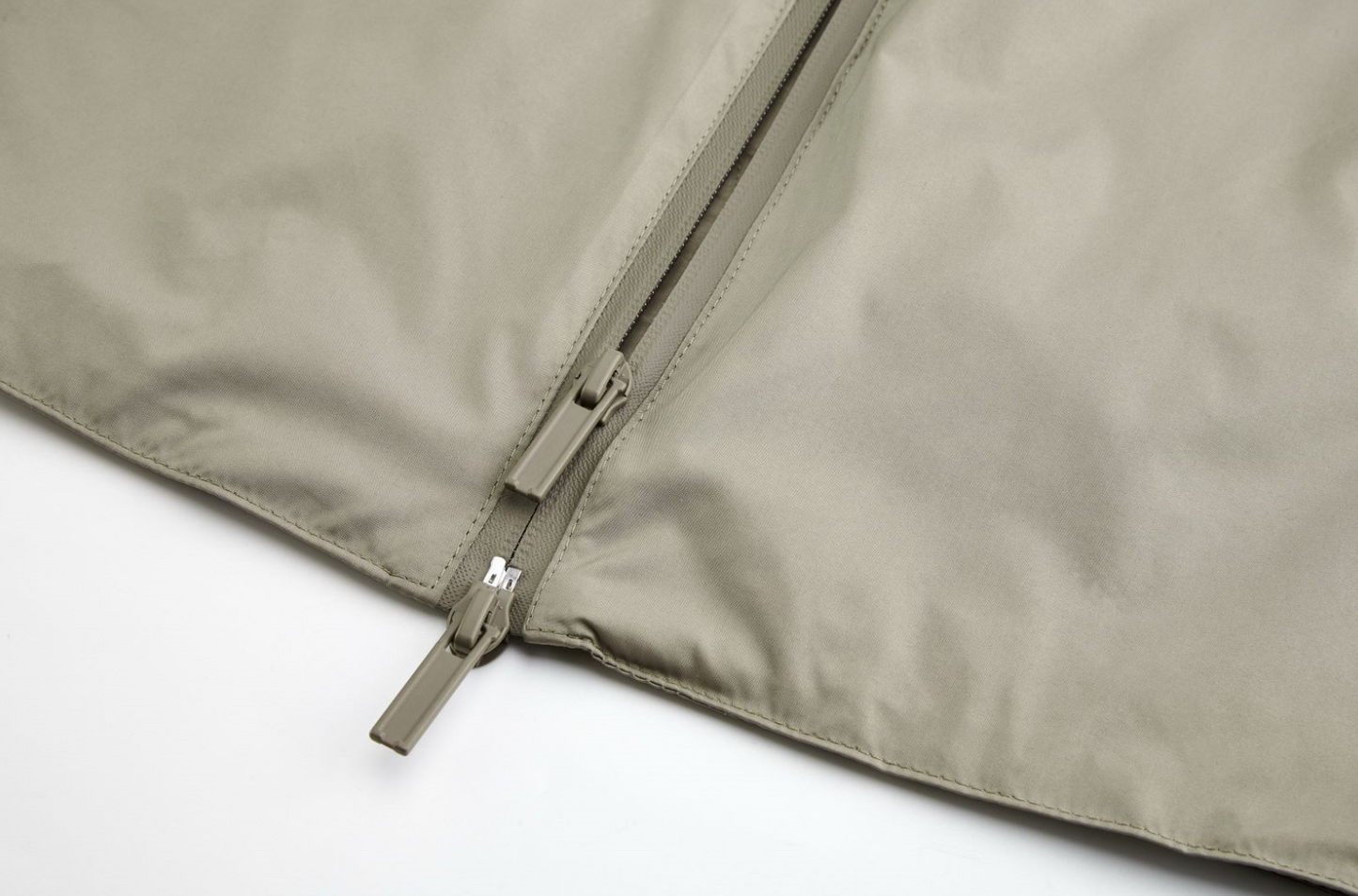【SAMPLE PRICE】Mens Water And Wind Resistant Rain Jacket Lightweight Windbreaker Bomber hoodies Jacket
