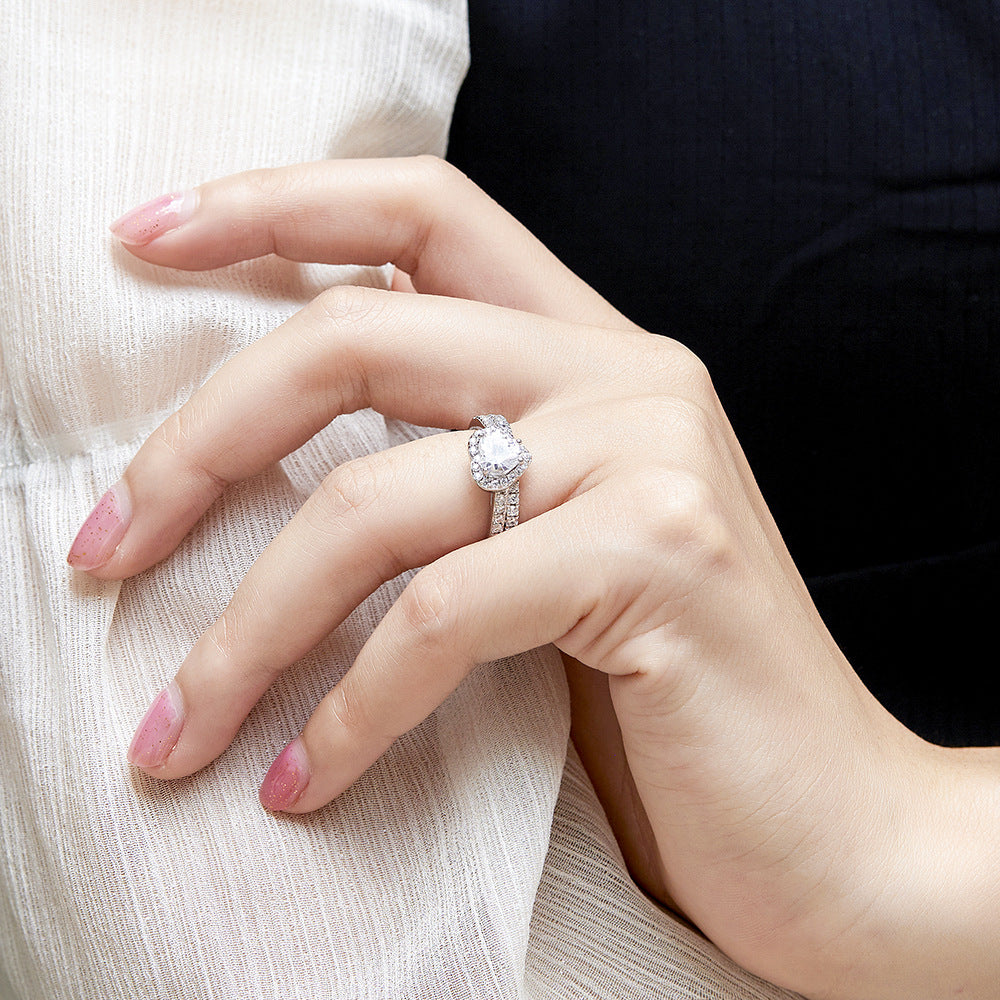 Full diamond Love ring